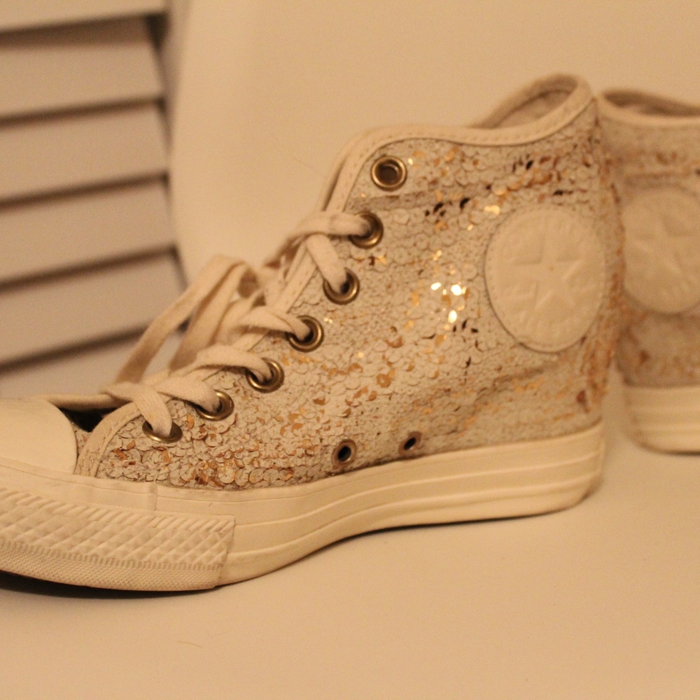 Wedge Converse